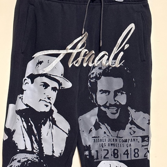Assali Black and Gray Graphic Sweatpants - Picture 5 of 6